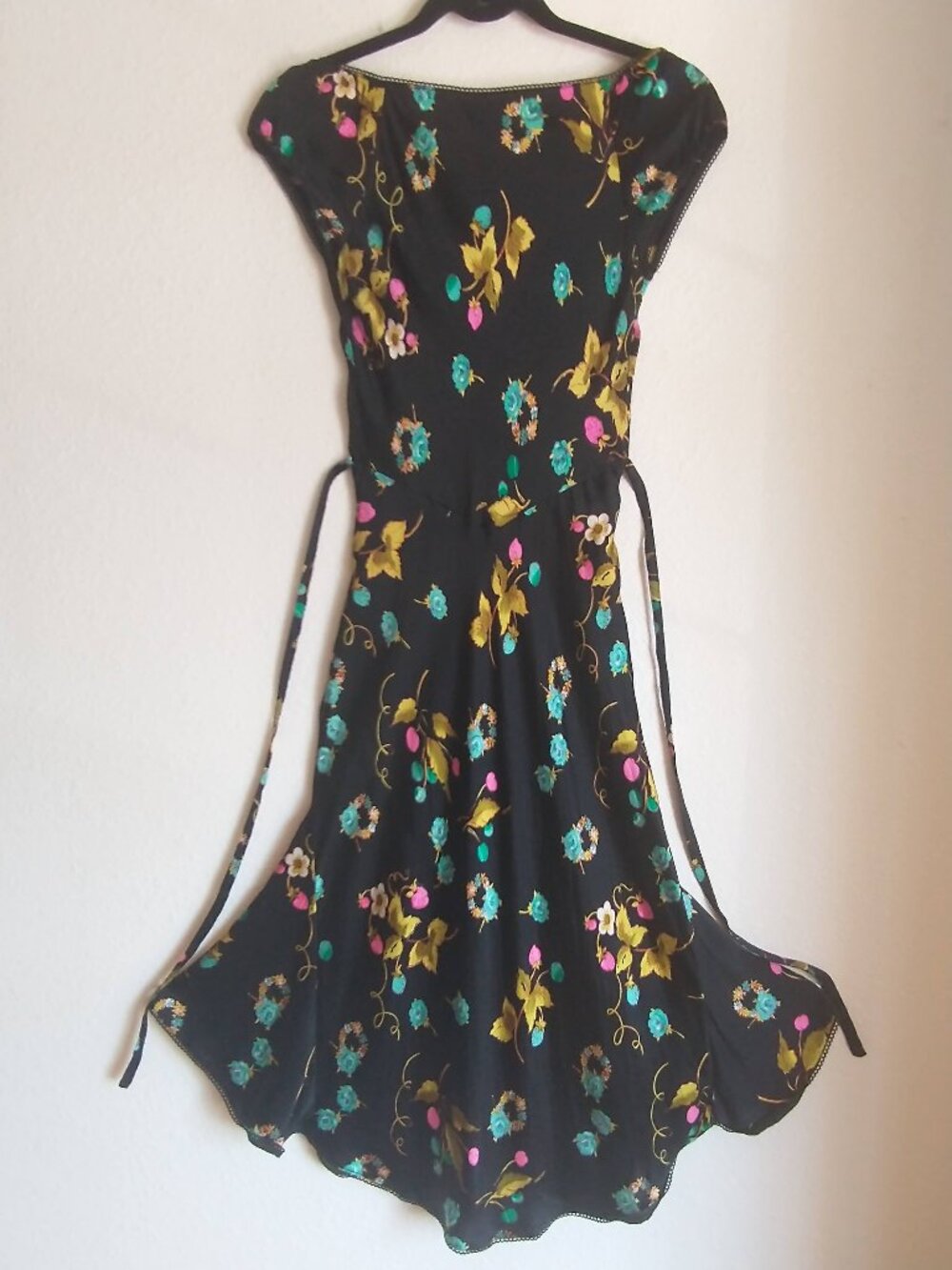 VTG 90s Betsey Johnson Black Silk Cherry Strawberry Floral Fruit Slip Midi Dress - Picture 5 of 16